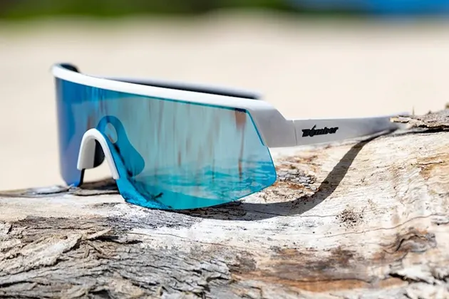 Gafas de Sol Polarizadas UV 400 de Calidad que Flotan - Sirviendo a Centroamérica 3 BRP115ICE rippa bomb gafas seguridad hielo espejo madera flotante Bomber Floating Eyewear Latin America