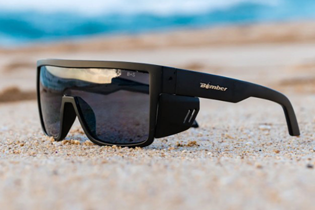 Gafas de Sol Polarizadas UV 400 de Calidad que Flotan - Sirviendo a Centroamérica 2 BZ111 buzz bomb marco negro mate lente polarizado ahumado pescando Bomber Floating Eyewear Latin America