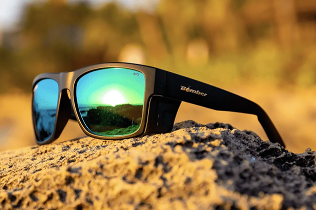 Gafas de Sol Polarizadas UV 400 de Calidad que Flotan - Sirviendo a Centroamérica 1 CL111GM clutch bomb lente verde espejo playa Bomber Floating Eyewear Latin America