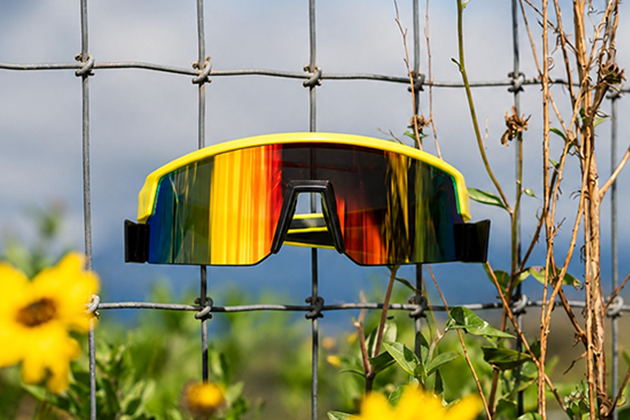 smoke bomb gafas de seguridad ansi alta visibilidad espejo cerca jardin Bomber Floating Eyewear Latin America
